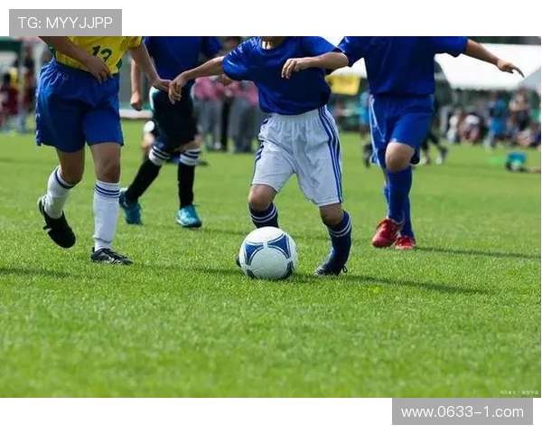 黄娜专访:从绿茵场到人生舞台的足球旅程回顾与展望